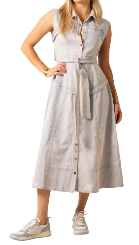 Mirage Midi Dress In Light Wash