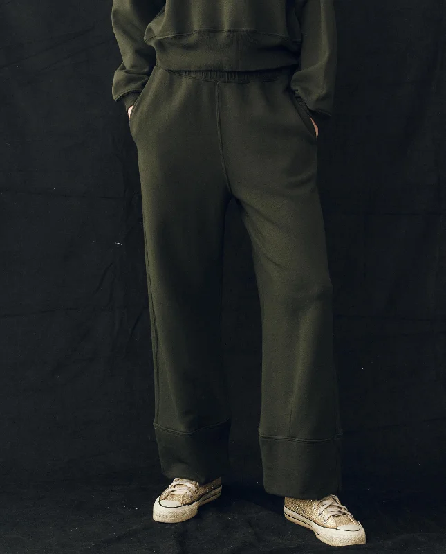 The Win Sweatpant. -- Woodland Green