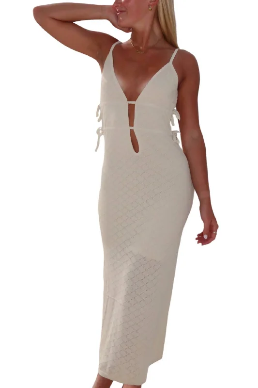 Must Have Midi Dress In White